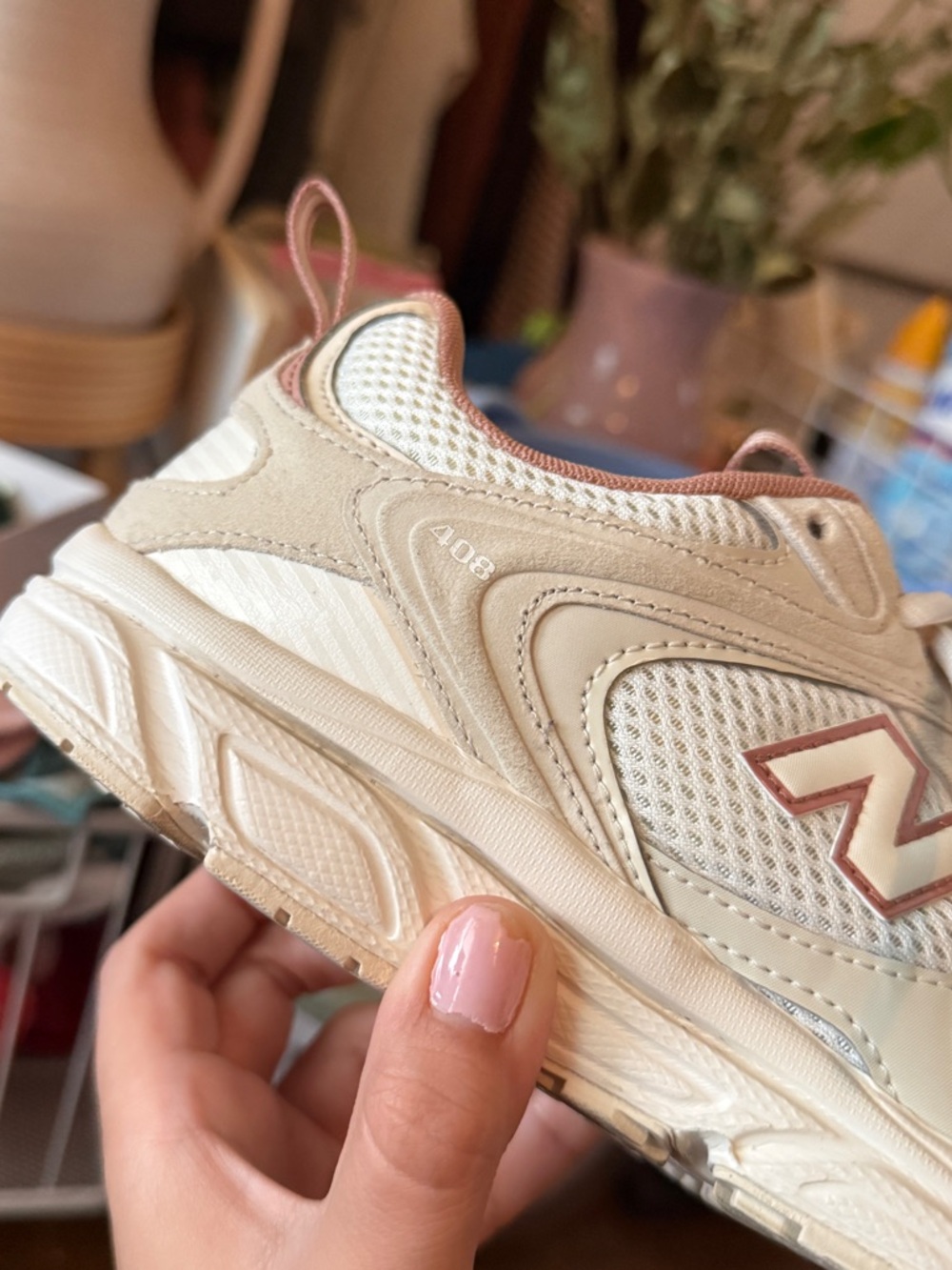 New Balance 408 Cream and Pink Mesh Suede Sneakers Size 8.5 Athleisure Dad Shoe - Picture 12 of 12